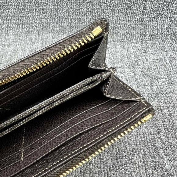 100% Authentic Gucci Leather Wallet - Picture 13 of 16